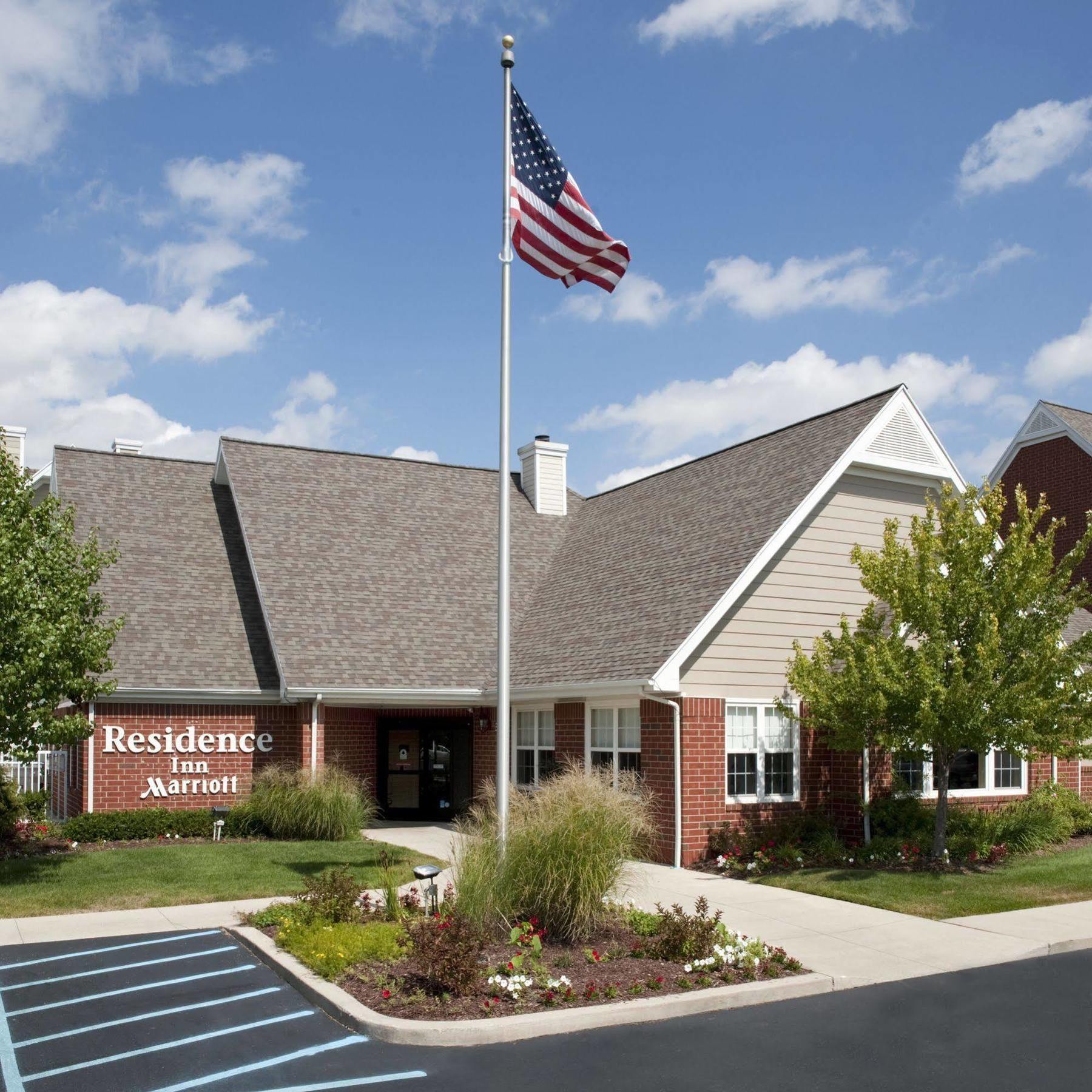 Residence Inn By Marriott Grand Rapids West Exterior photo